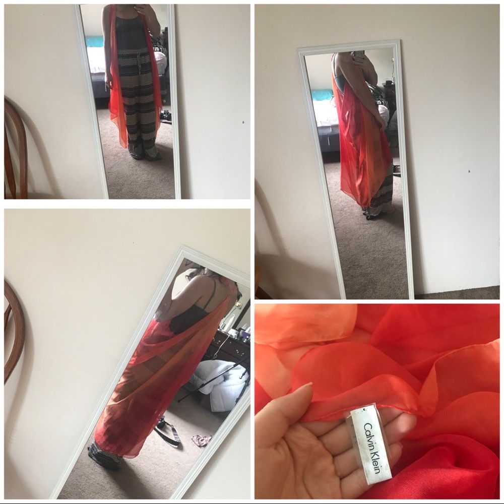 Calvin Klein wrap